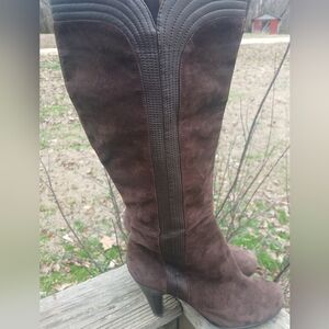 SÖFFT Women's Brown Suede Knee High Zip Up High Heel Boots 10